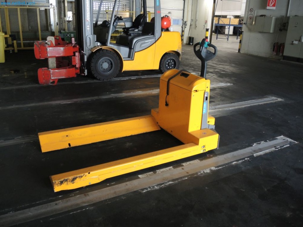 Produktionsmaschinen einer Druckerei-2