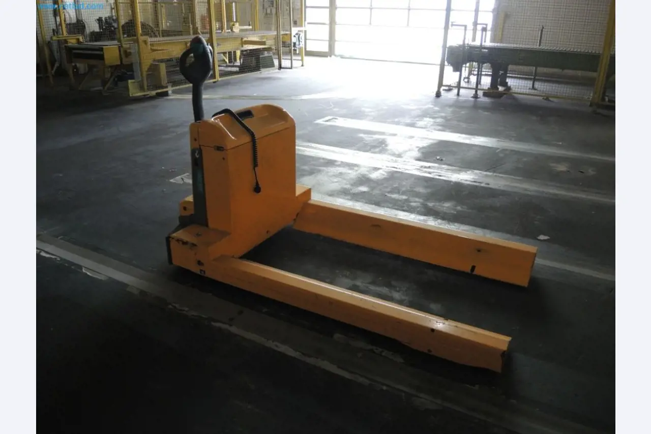 Produktionsmaschinen einer Druckerei-3