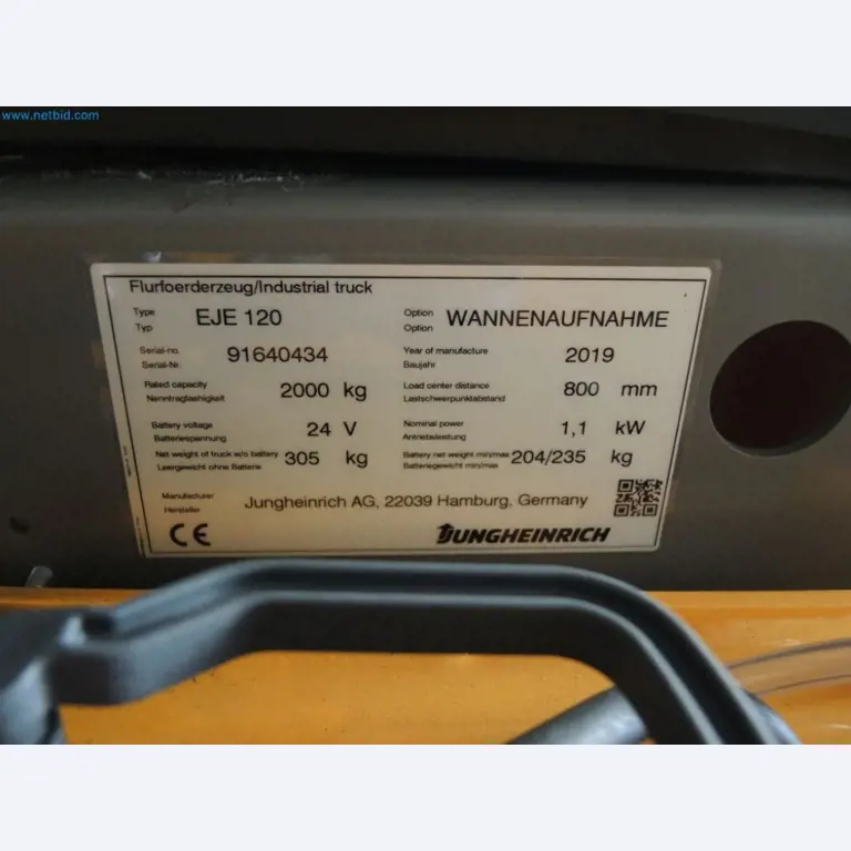 Produktionsmaschinen einer Druckerei-6