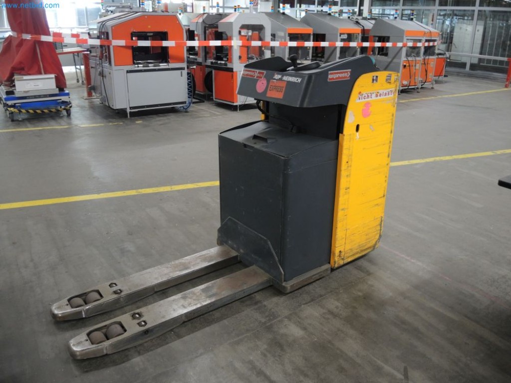 Máquinas de producción de una imprenta-2