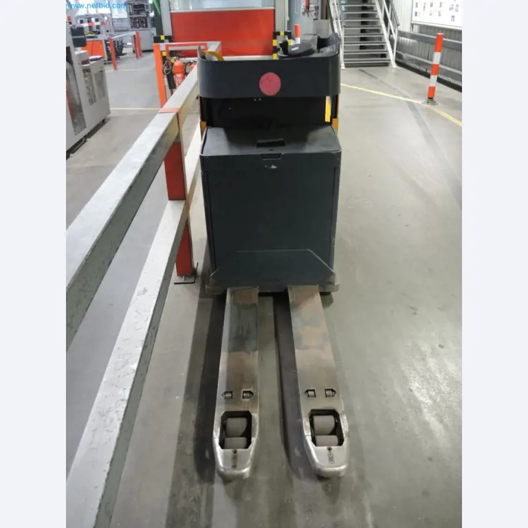 Produktionsmaschinen einer Druckerei-2