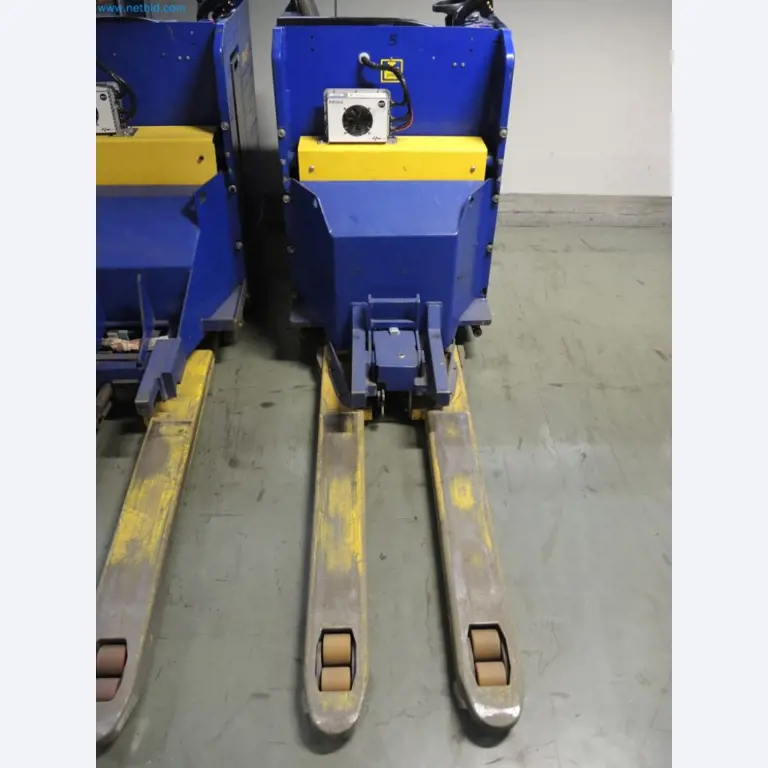 Výrobní stroje tiskařské společnosti-2