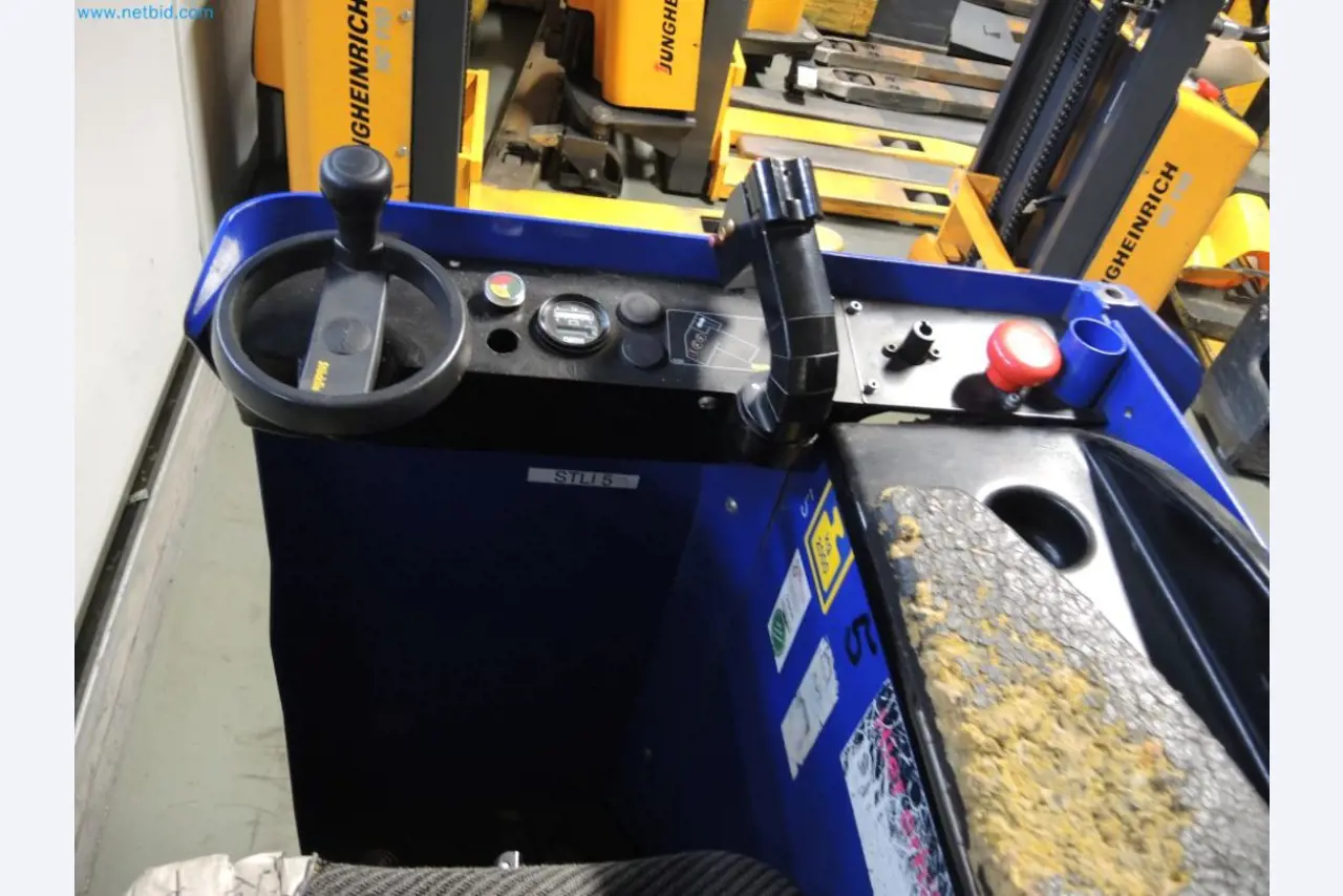 Výrobní stroje tiskařské společnosti-4