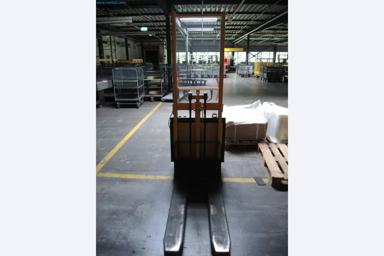 Máquinas de producción de una imprenta-3