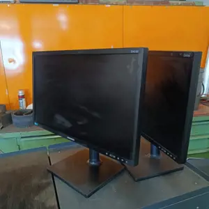 2 Stk. Monitor 24" Samsung S24C450