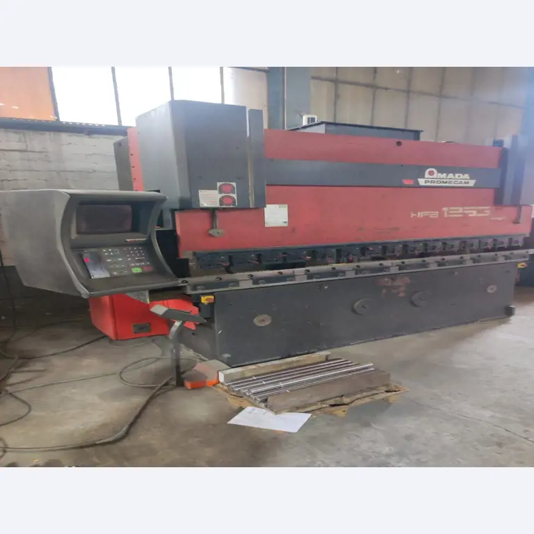 Stroji ter delavniška in pisarniška oprema, ki so na voljo.-10