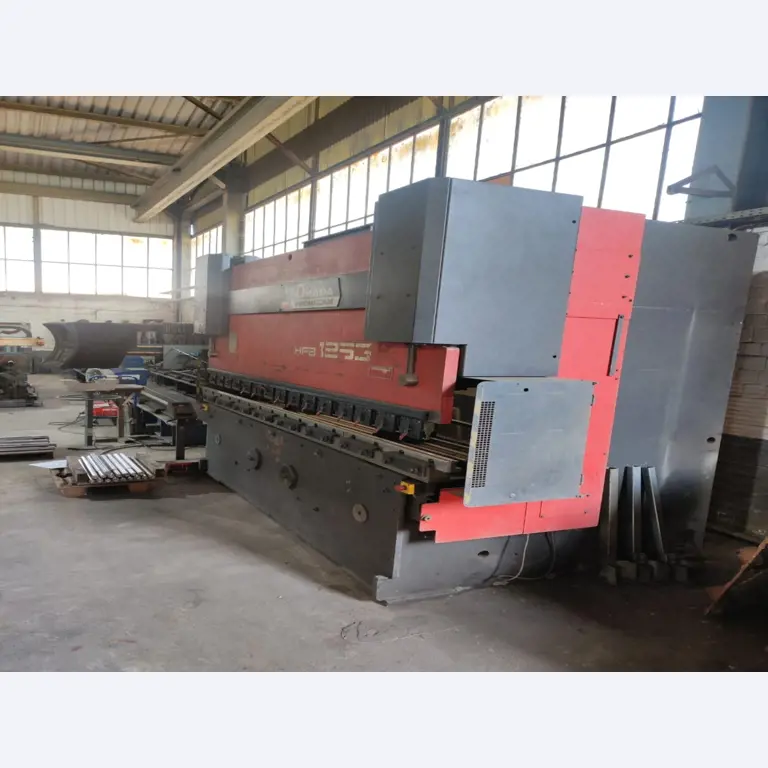 Stroji ter delavniška in pisarniška oprema, ki so na voljo.-13