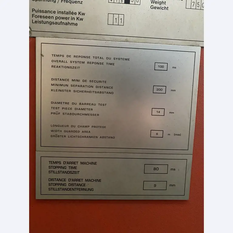 Stroji ter delavniška in pisarniška oprema, ki so na voljo.-16