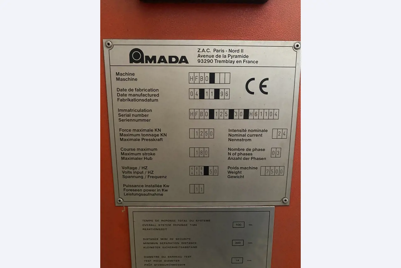 Stroji ter delavniška in pisarniška oprema, ki so na voljo.-6