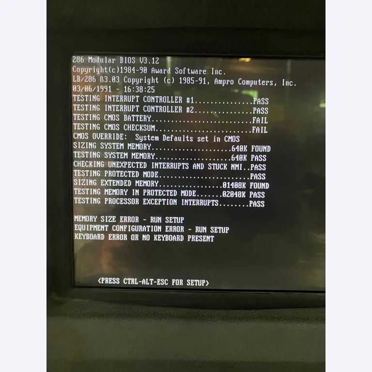 Stroji ter delavniška in pisarniška oprema, ki so na voljo.-7