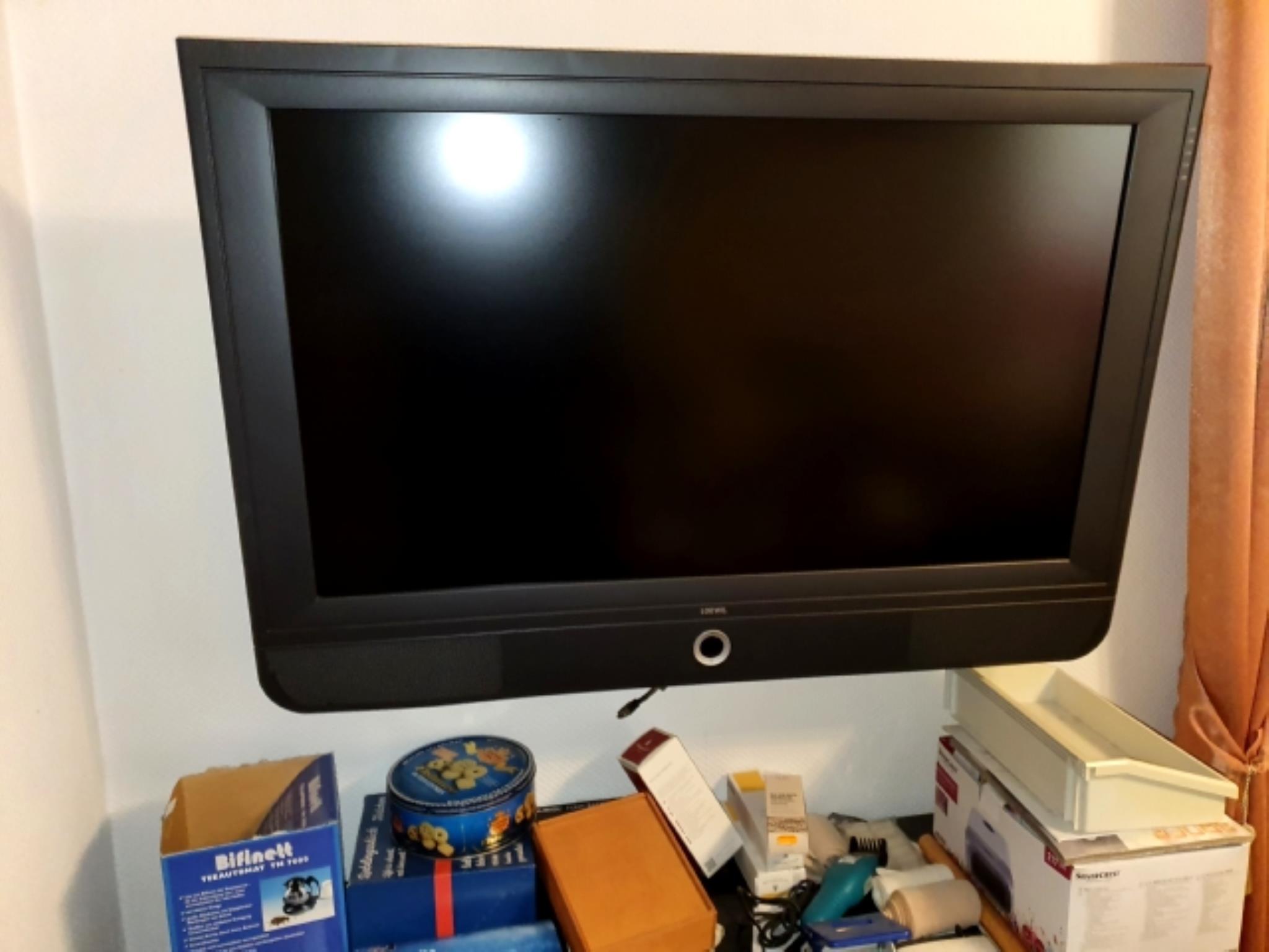 1 item Household effects-8