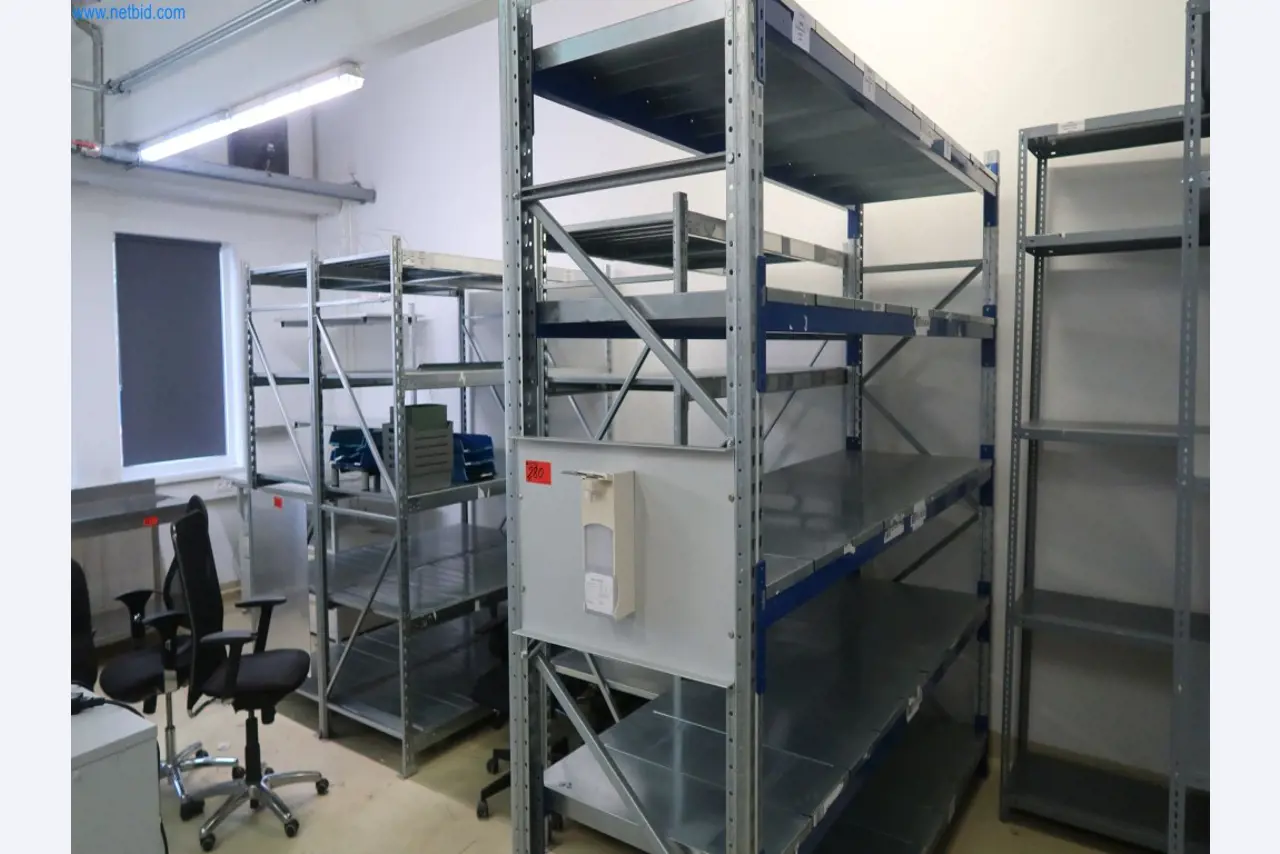 Sistemas de pesaje, llenado y envasado, maquinaria y equipos operativos y de oficina en buen estado.-2