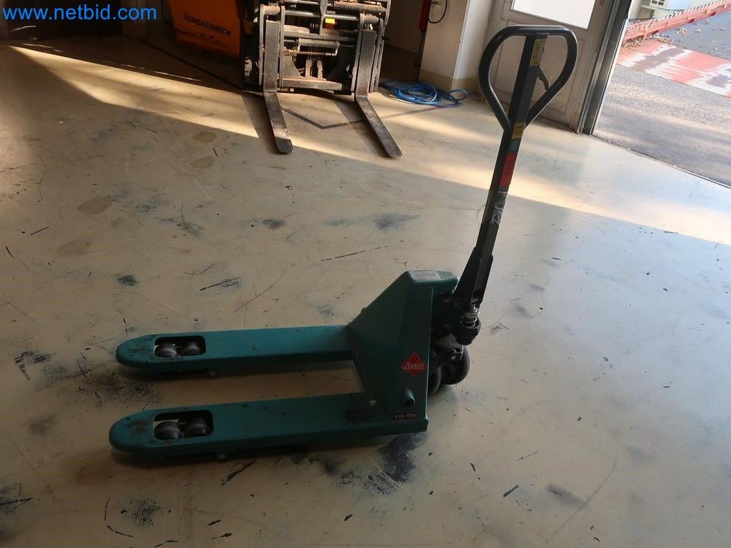 Sistemas de pesaje, llenado y envasado, maquinaria y equipos operativos y de oficina en buen estado.-1