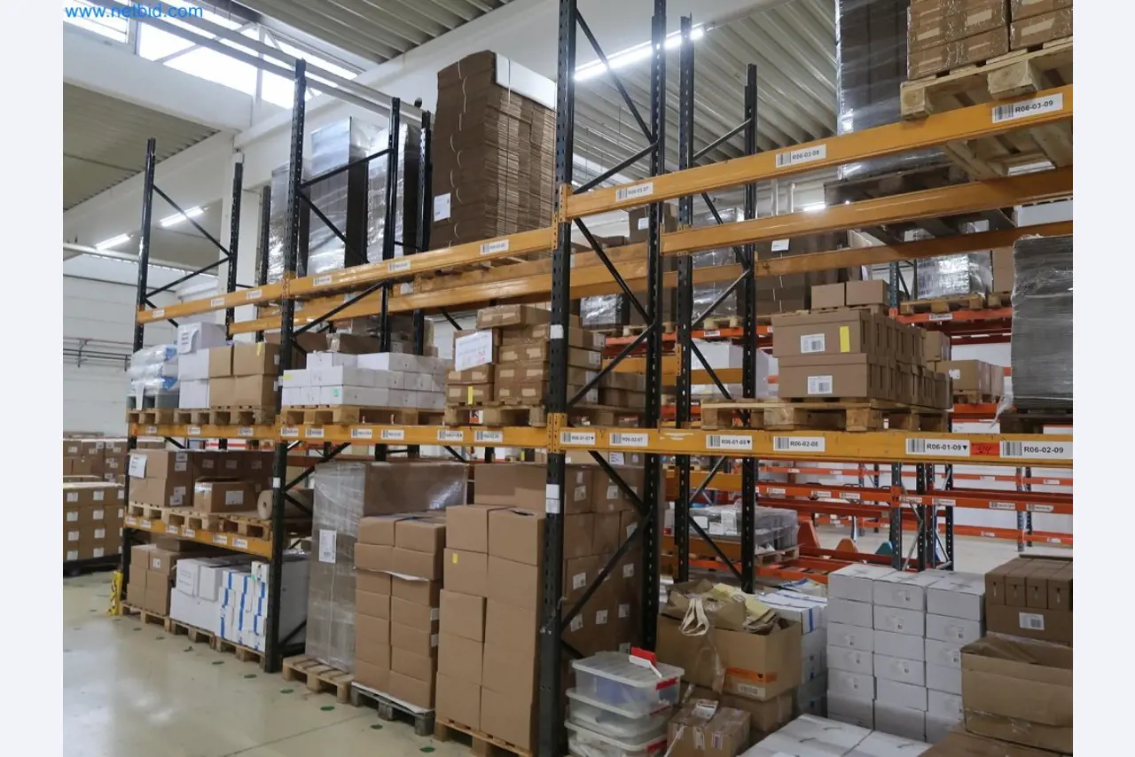 Sistemas de pesaje, llenado y envasado, maquinaria y equipos operativos y de oficina en buen estado.-2