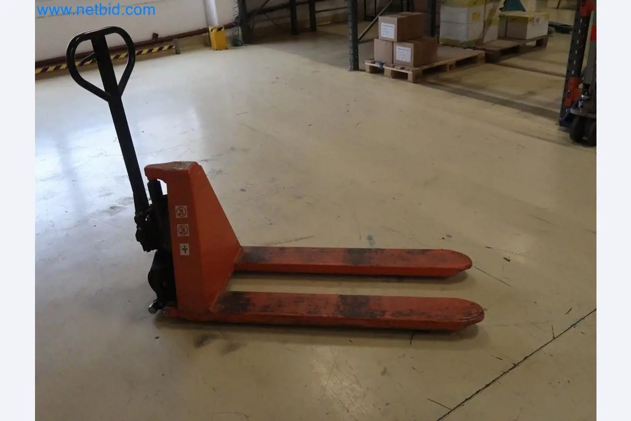 Sistemas de pesaje, llenado y envasado, maquinaria y equipos operativos y de oficina en buen estado.-1