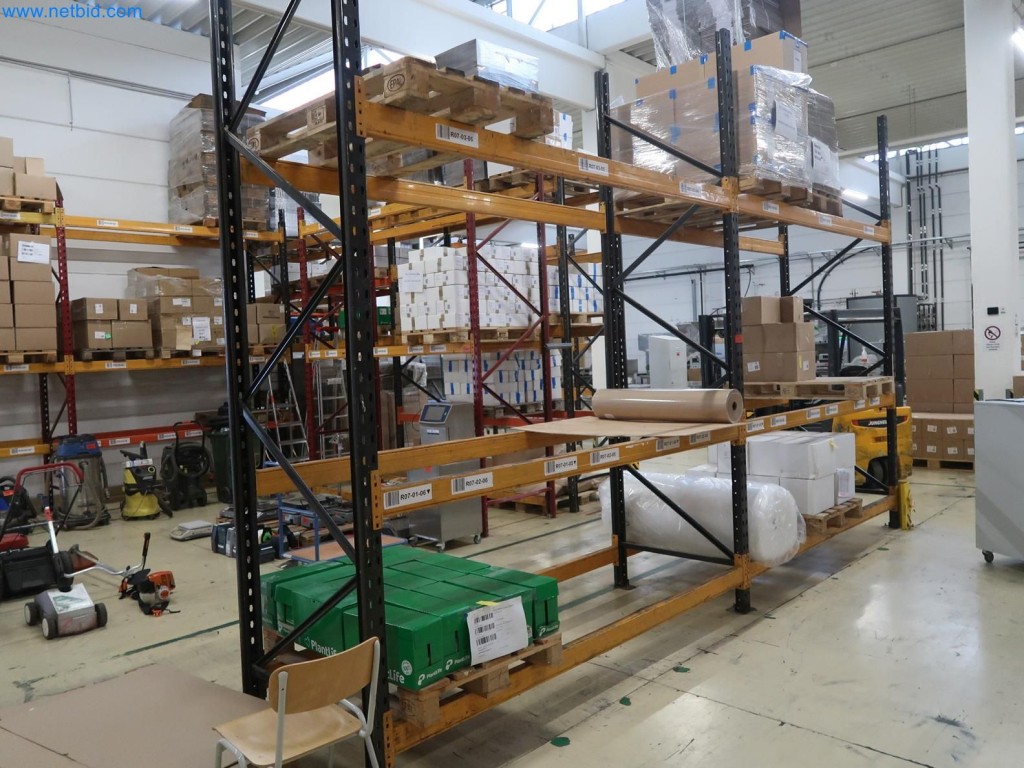 Sistemas de pesaje, llenado y envasado, maquinaria y equipos operativos y de oficina en buen estado.-1