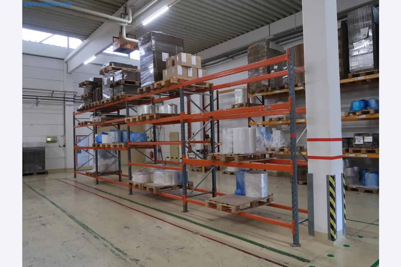 Sistemas de pesaje, llenado y envasado, maquinaria y equipos operativos y de oficina en buen estado.-1