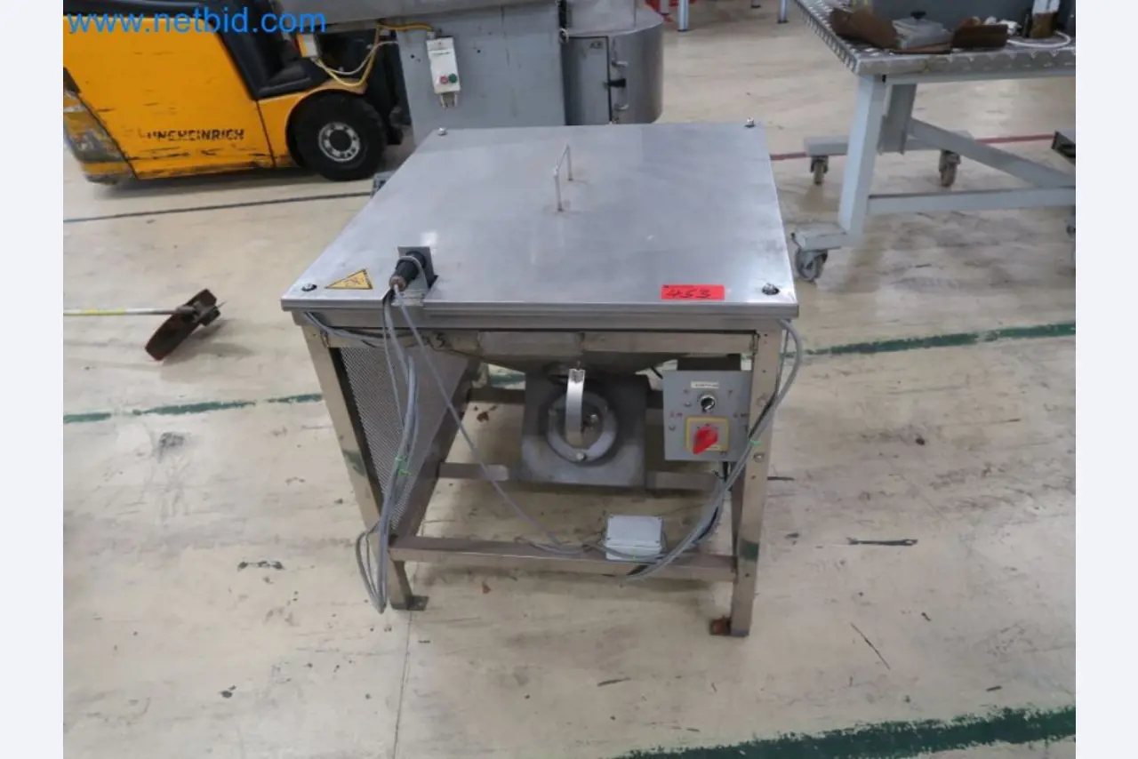 Sistemas de pesaje, llenado y envasado, maquinaria y equipos operativos y de oficina en buen estado.-1