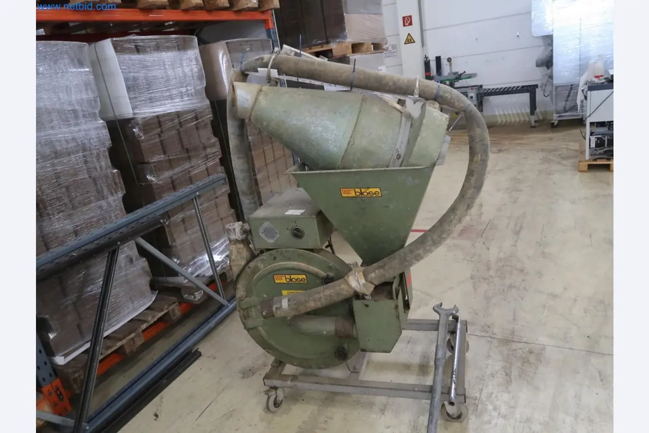 Sistemas de pesaje, llenado y envasado, maquinaria y equipos operativos y de oficina en buen estado.-1