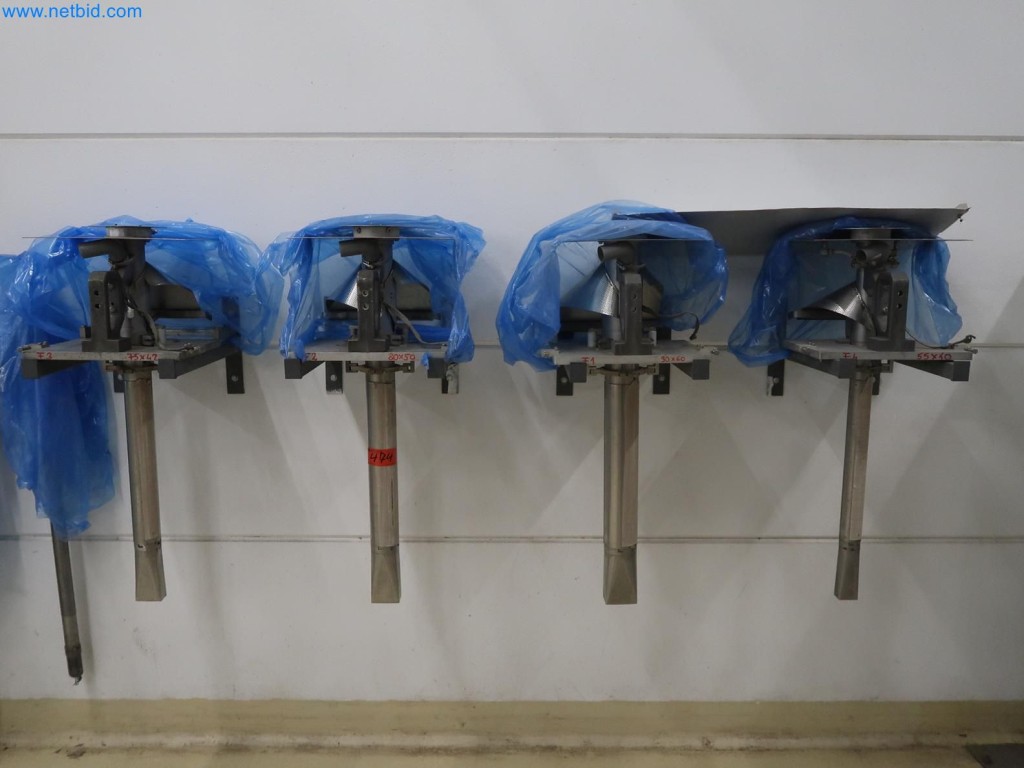 Sistemas de pesagem, enchimento e embalagem, máquinas, equipamento operacional e de escritório em bom estado de conservação-14