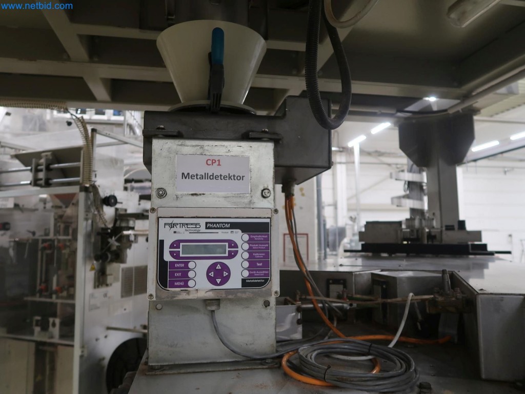 Sistemas de pesagem, enchimento e embalagem, máquinas, equipamento operacional e de escritório em bom estado de conservação-12