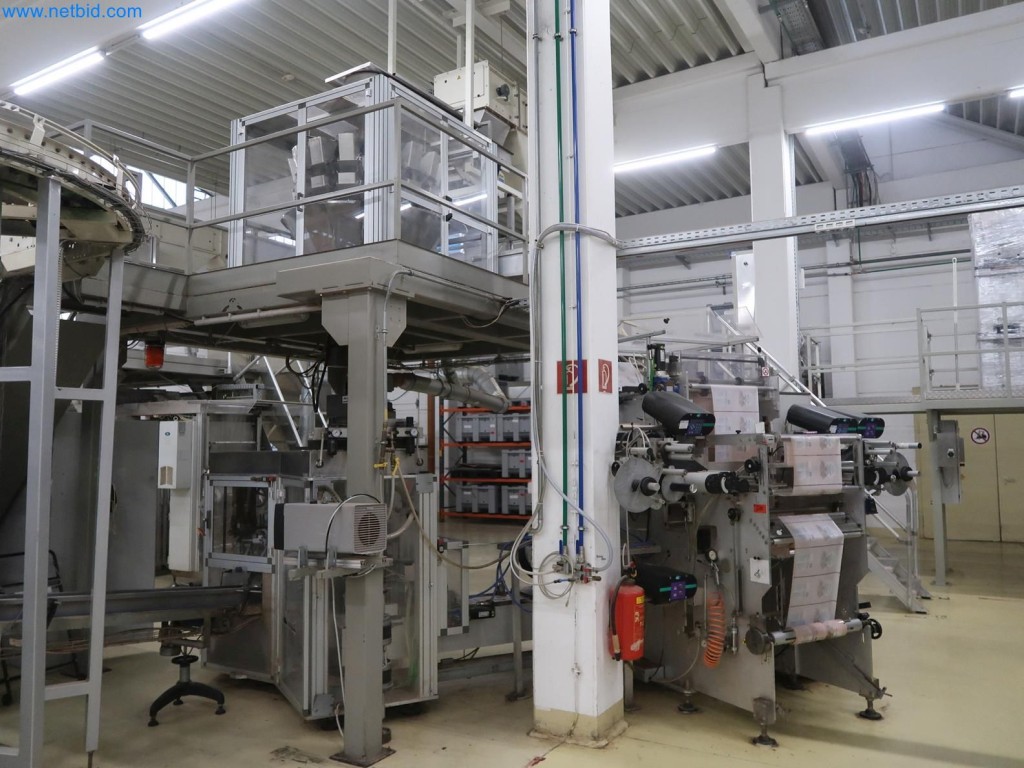 Sistemas de pesagem, enchimento e embalagem, máquinas, equipamento operacional e de escritório em bom estado de conservação-2