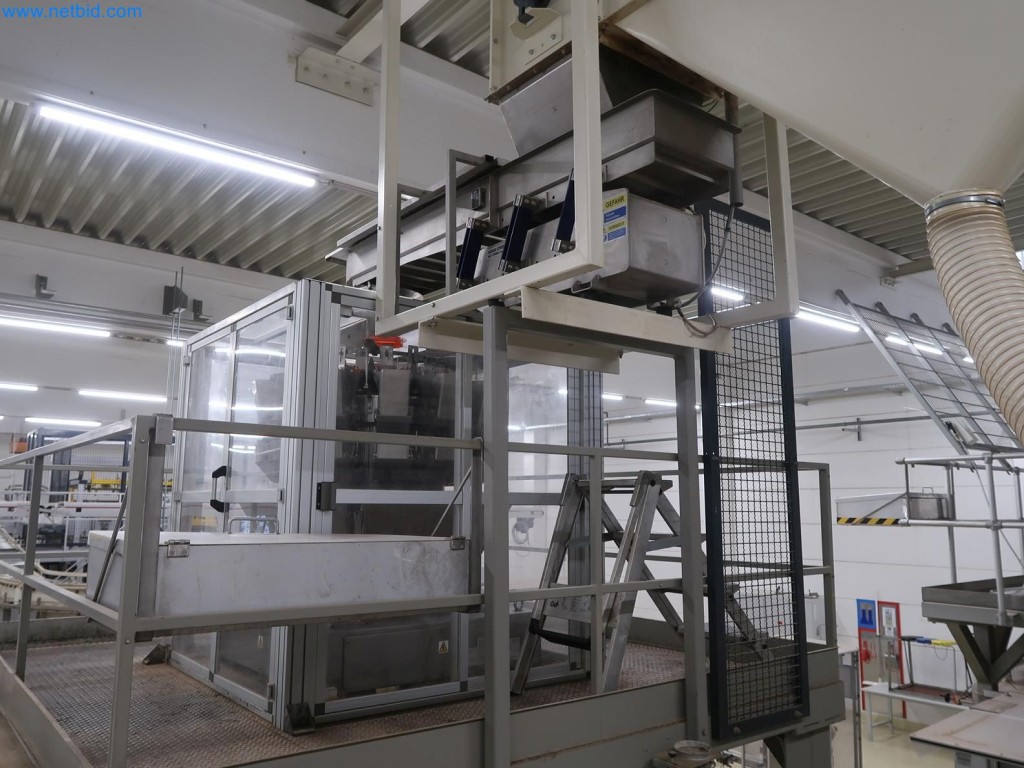 Sistemas de pesagem, enchimento e embalagem, máquinas, equipamento operacional e de escritório em bom estado de conservação-4