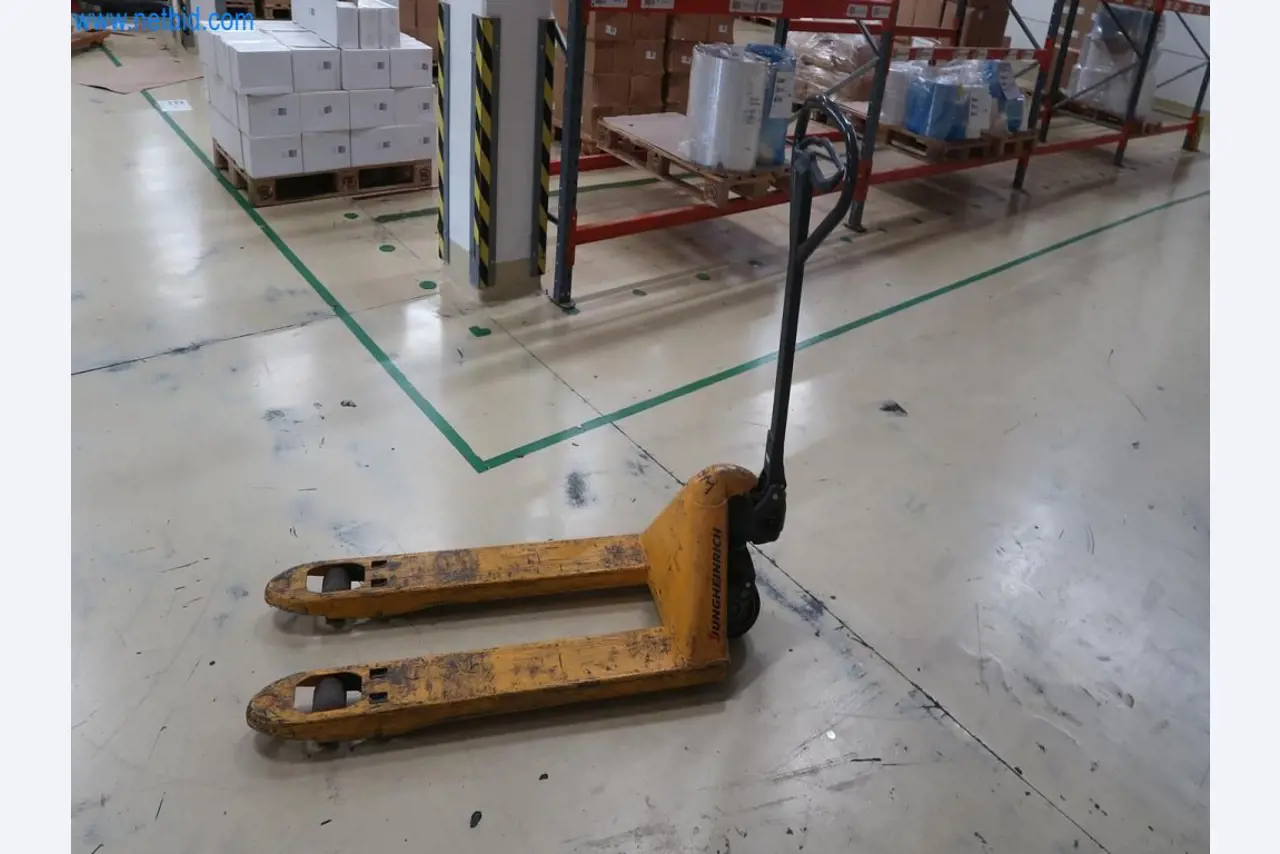 Sistemas de pesaje, llenado y envasado, maquinaria y equipos operativos y de oficina en buen estado.-1