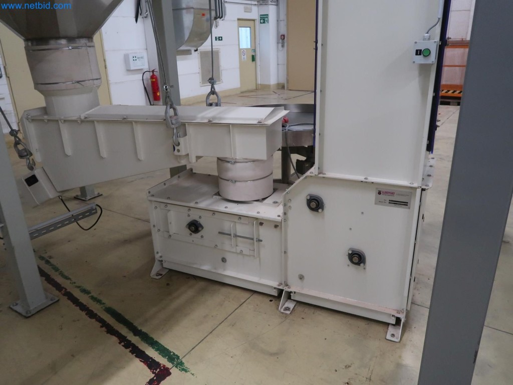 Sistemas de pesagem, enchimento e embalagem, máquinas, equipamento operacional e de escritório em bom estado de conservação-10