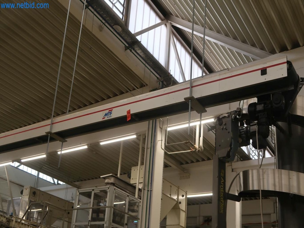 Sistemas de pesaje, llenado y envasado, maquinaria y equipos operativos y de oficina en buen estado.-1