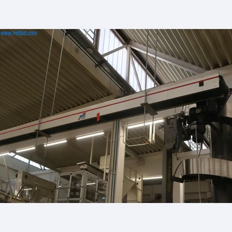 Sistemas de pesaje, llenado y envasado, maquinaria y equipos operativos y de oficina en buen estado.-1