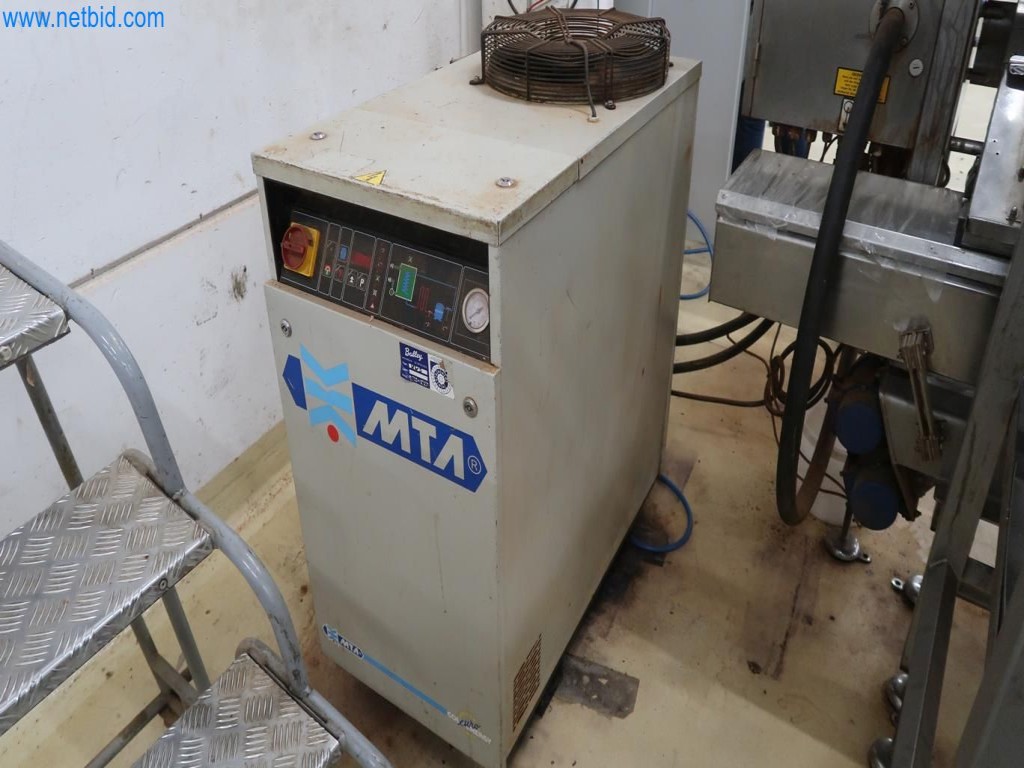 Sistemas de pesagem, enchimento e embalagem, máquinas, equipamento operacional e de escritório em bom estado de conservação-4