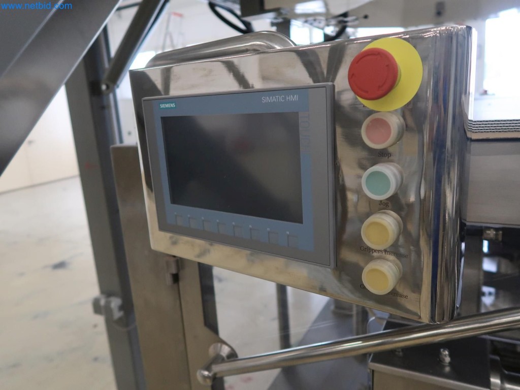 Sistemas de pesagem, enchimento e embalagem, máquinas, equipamento operacional e de escritório em bom estado de conservação-12