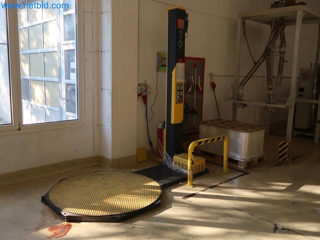 Dobře udržované vážicí, plnicí a balicí systémy, stroje, provozní a kancelářské vybavení.-1