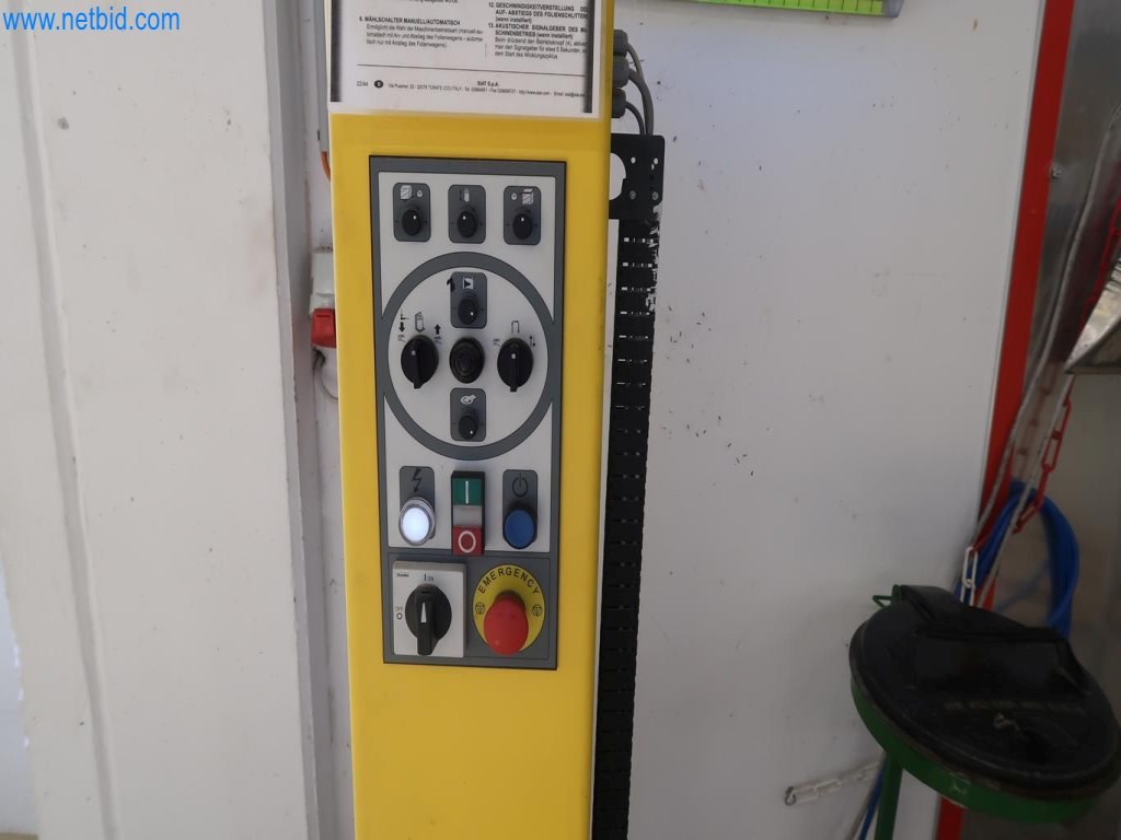 Dobře udržované vážicí, plnicí a balicí systémy, stroje, provozní a kancelářské vybavení.-2