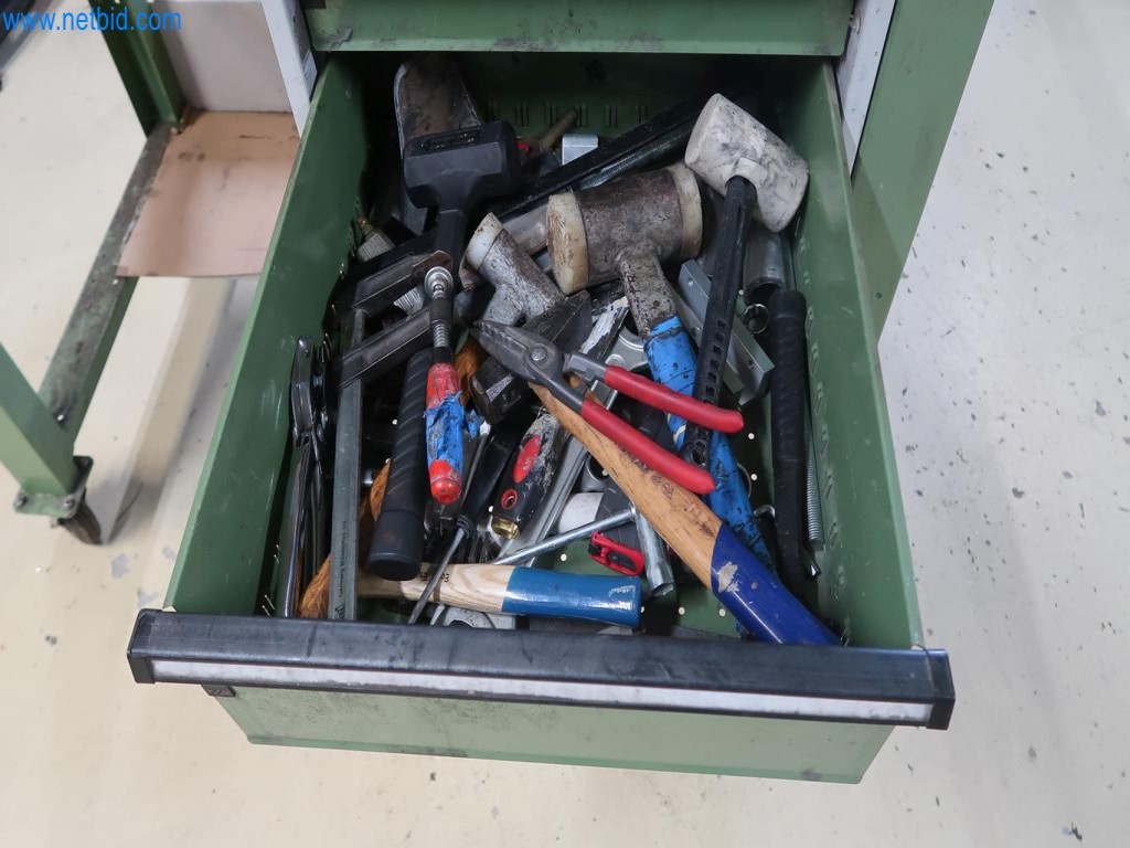 Sistemas de pesaje, llenado y envasado, maquinaria y equipos operativos y de oficina en buen estado.-5