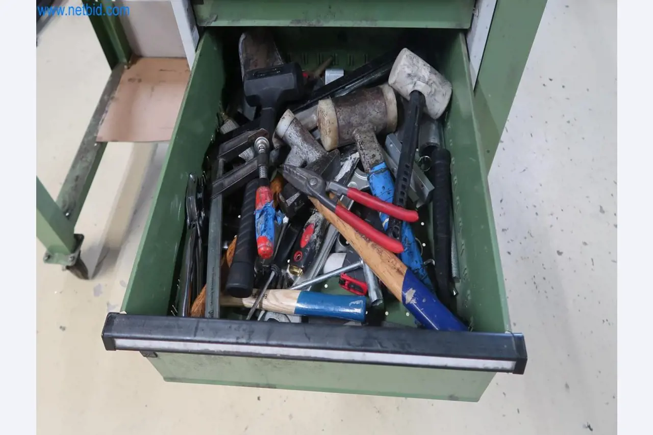 Sistemas de pesaje, llenado y envasado, maquinaria y equipos operativos y de oficina en buen estado.-5