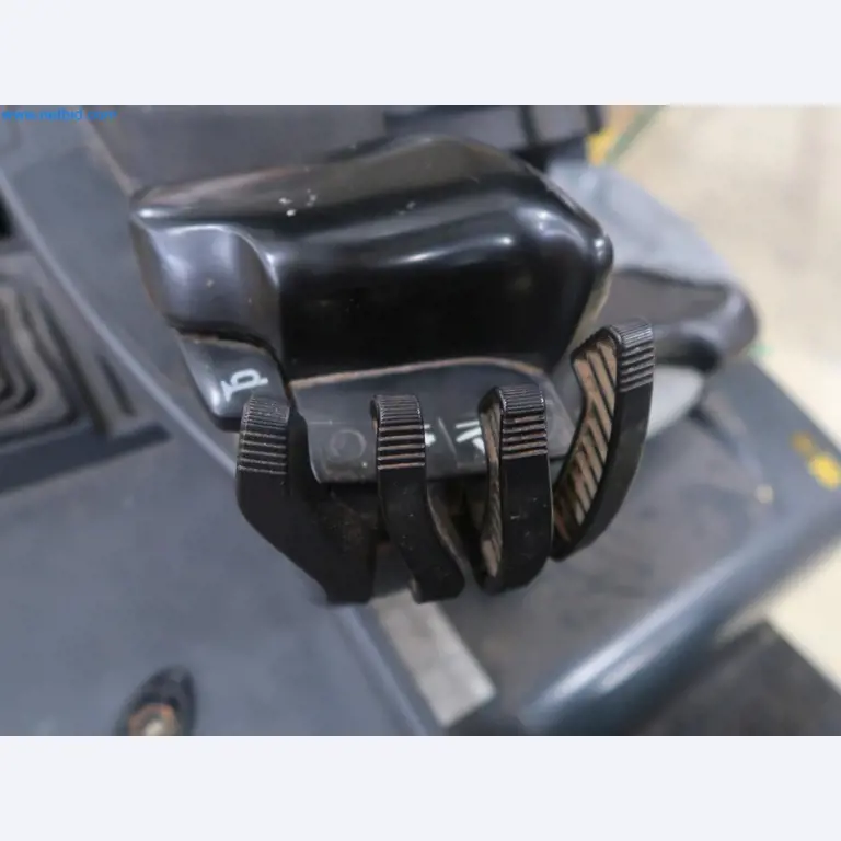 Installations de pesage, de remplissage et d'emballage bien entretenues, parc de machines, équipement industriel et commercial-10