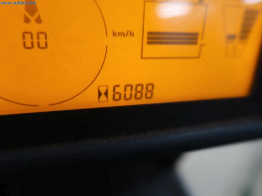 Dobře udržované vážicí, plnicí a balicí systémy, stroje, provozní a kancelářské vybavení.-11