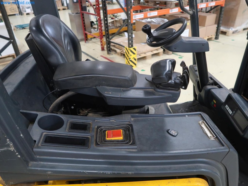 Dobře udržované vážicí, plnicí a balicí systémy, stroje, provozní a kancelářské vybavení.-5