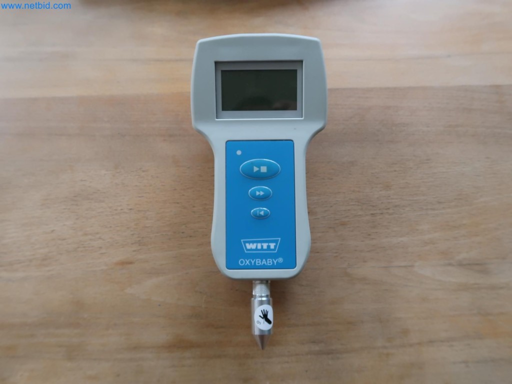 Dobrze utrzymane systemy ważenia, napełniania i pakowania, maszyny, sprzęt operacyjny i biurowy.-3