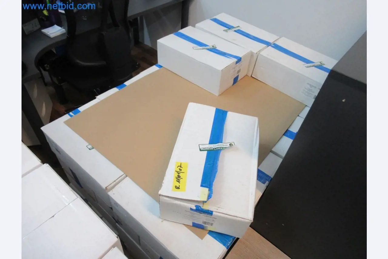 Sistemas de pesagem, enchimento e embalagem, máquinas, equipamento operacional e de escritório em bom estado de conservação-19