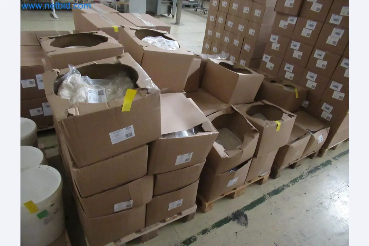 Sistemas de pesagem, enchimento e embalagem, máquinas, equipamento operacional e de escritório em bom estado de conservação-23