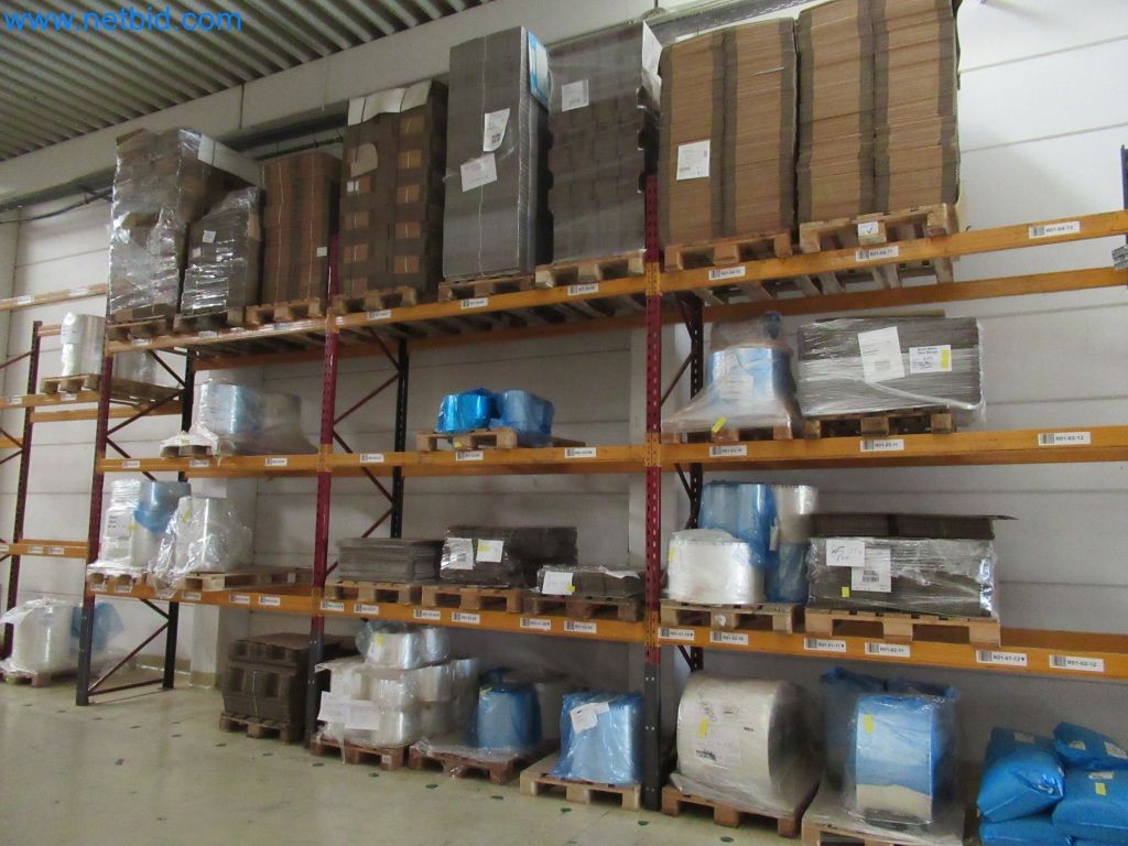 Sistemas de pesagem, enchimento e embalagem, máquinas, equipamento operacional e de escritório em bom estado de conservação-49