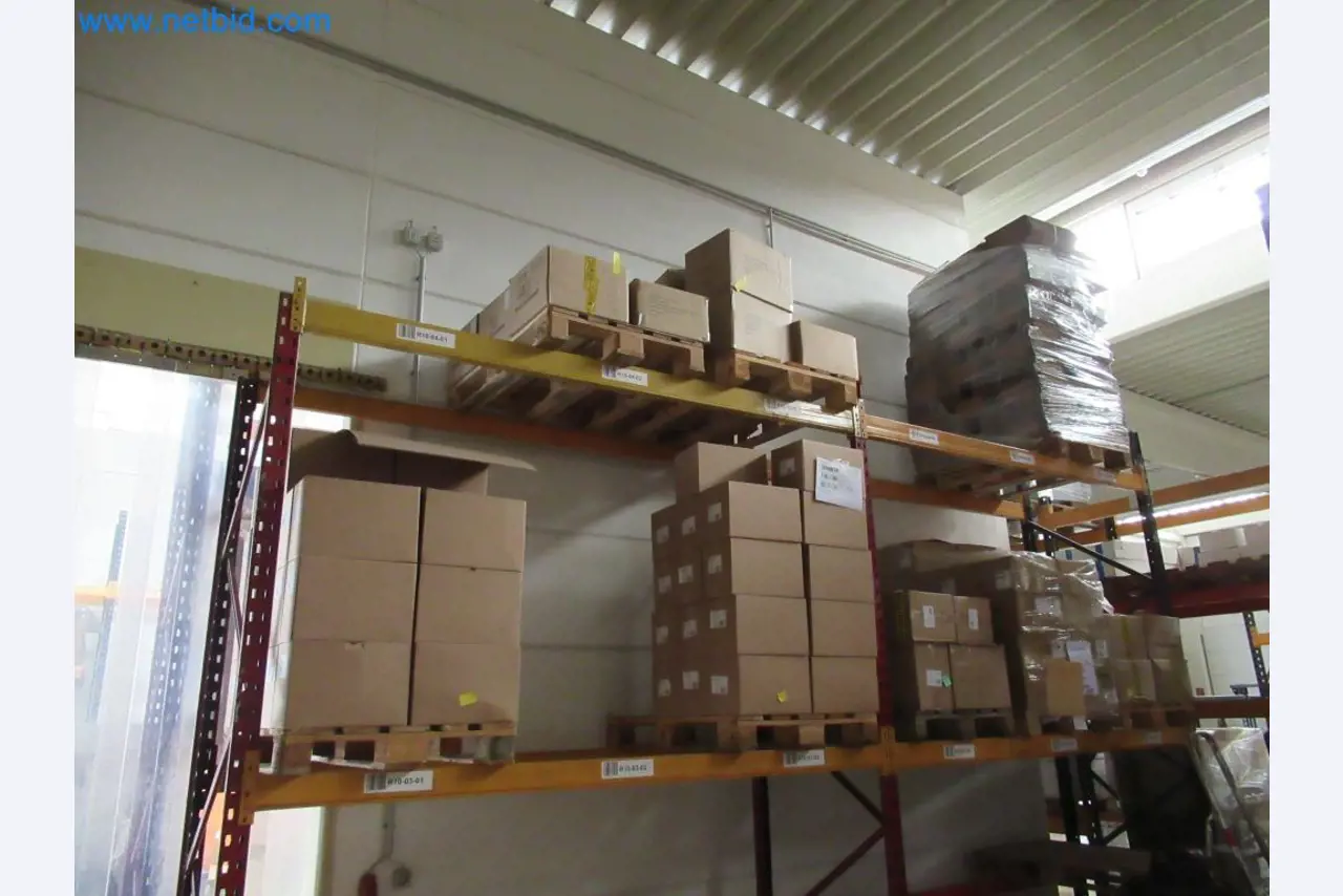 Sistemas de pesagem, enchimento e embalagem, máquinas, equipamento operacional e de escritório em bom estado de conservação-54
