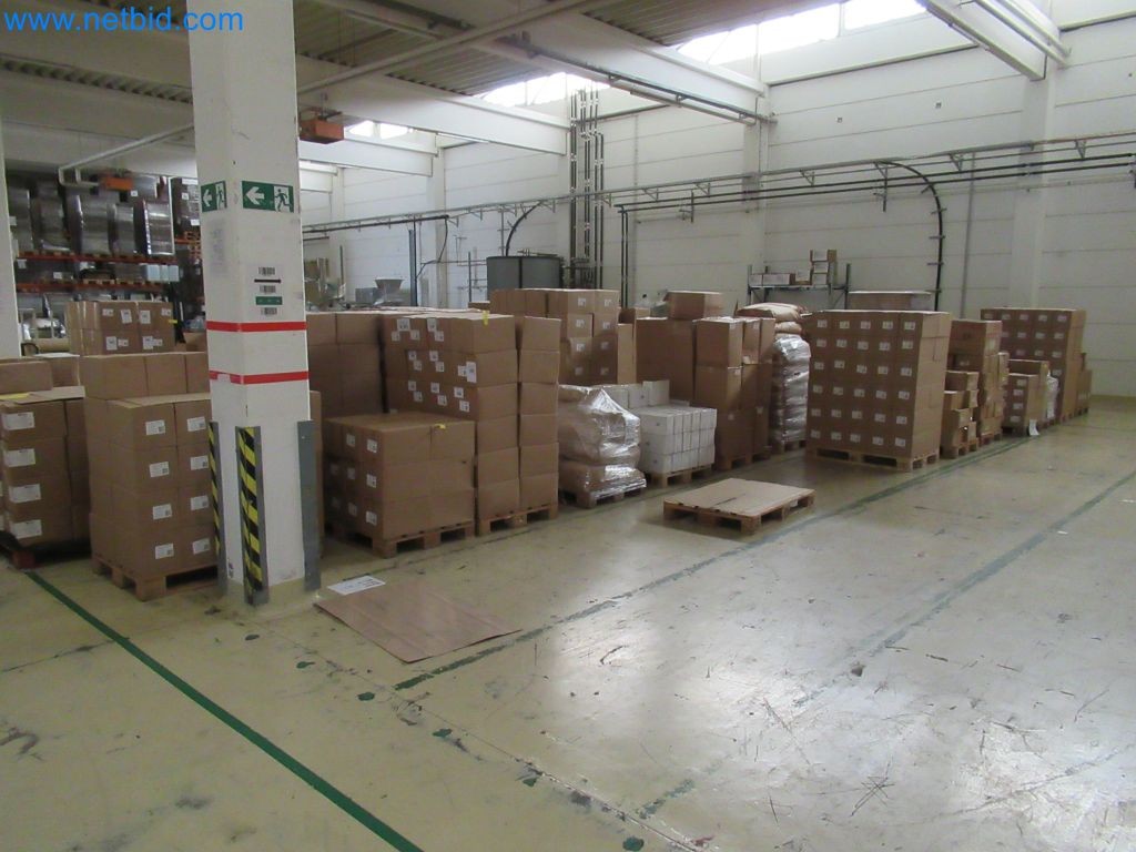 Sistemas de pesagem, enchimento e embalagem, máquinas, equipamento operacional e de escritório em bom estado de conservação-1