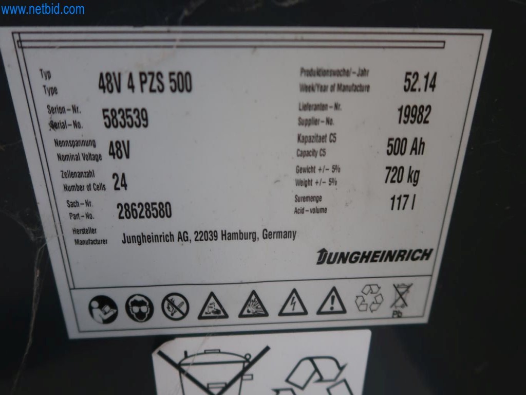 Sistemas de pesaje, llenado y envasado, maquinaria y equipos operativos y de oficina en buen estado.-11