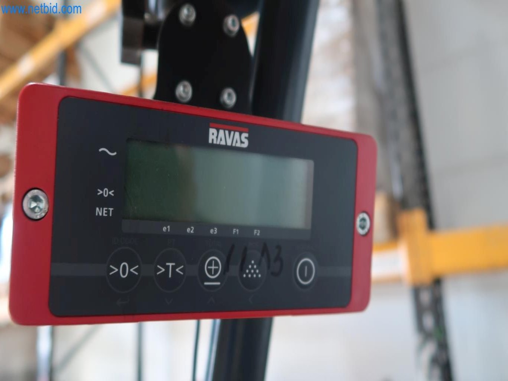 Sistemas de pesaje, llenado y envasado, maquinaria y equipos operativos y de oficina en buen estado.-13