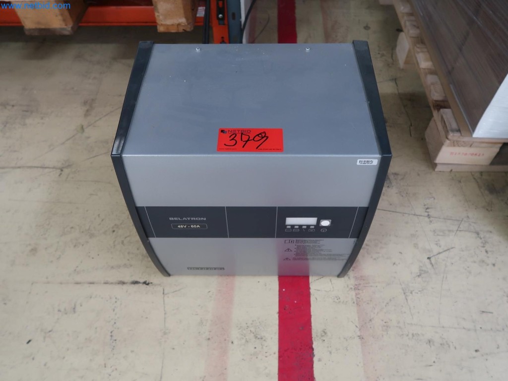 Sistemas de pesaje, llenado y envasado, maquinaria y equipos operativos y de oficina en buen estado.-7