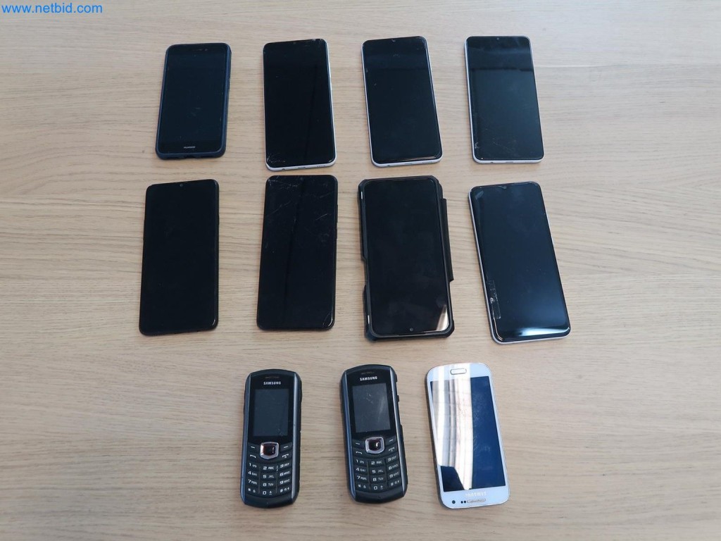 Sistemas de pesagem, enchimento e embalagem, máquinas, equipamento operacional e de escritório em bom estado de conservação-18